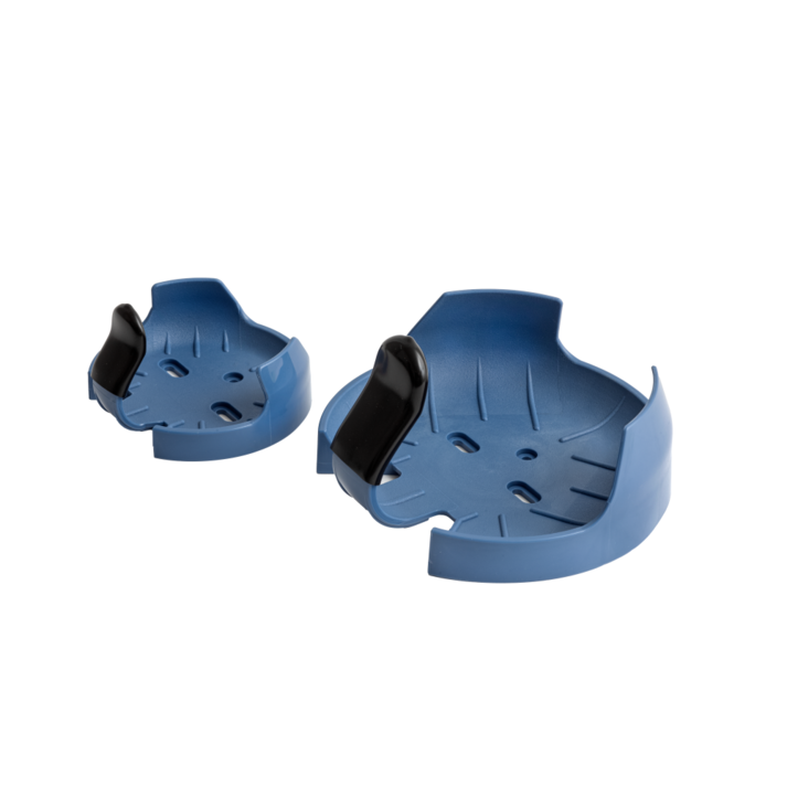 Synthetic clamps for flasks